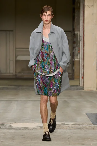 Look 9